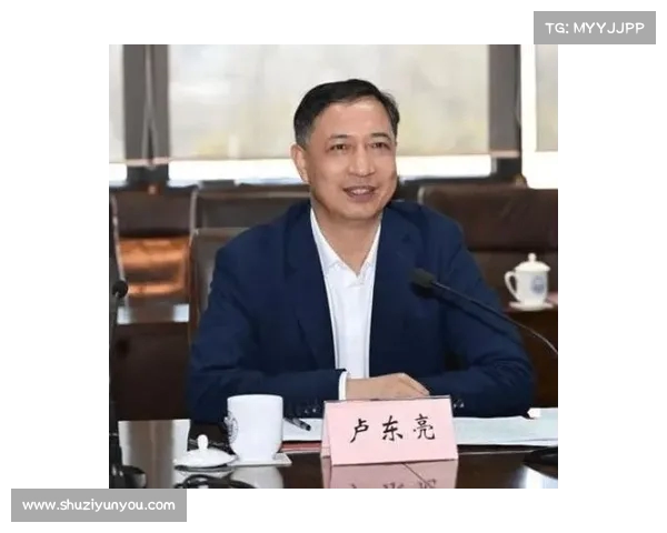 卢东亮当选山西省代省长 生于1973年曾任多职历经丰富政治经验 卢东亮当选山西省代省长 生于1973年曾任多职历经丰富政治经验